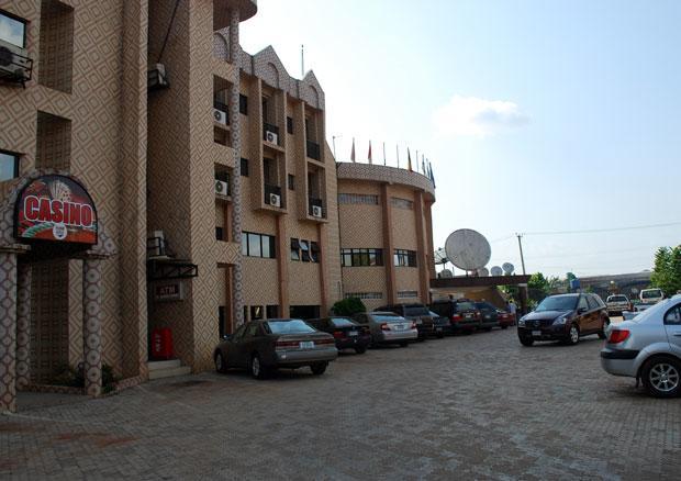 Royal Marble Hotel Benin מראה חיצוני תמונה